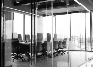 Standard Chartered staff told not to use Zoom and Google Hangouts Empty boardroom