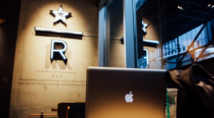 Is Apple preparing to launch a search engine?